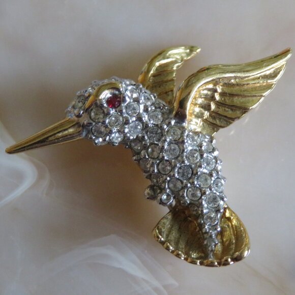 Signed Butler HUMMINGBIRD & Rhinestones Brooch (K725) - Picture 1 of 5